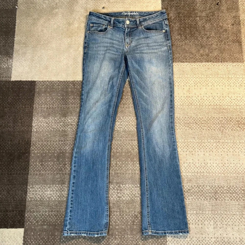 Aeropostale Chelsea Boot Jeans‎ Womens Blue Low Rise Denim Size 4 Reg Boho